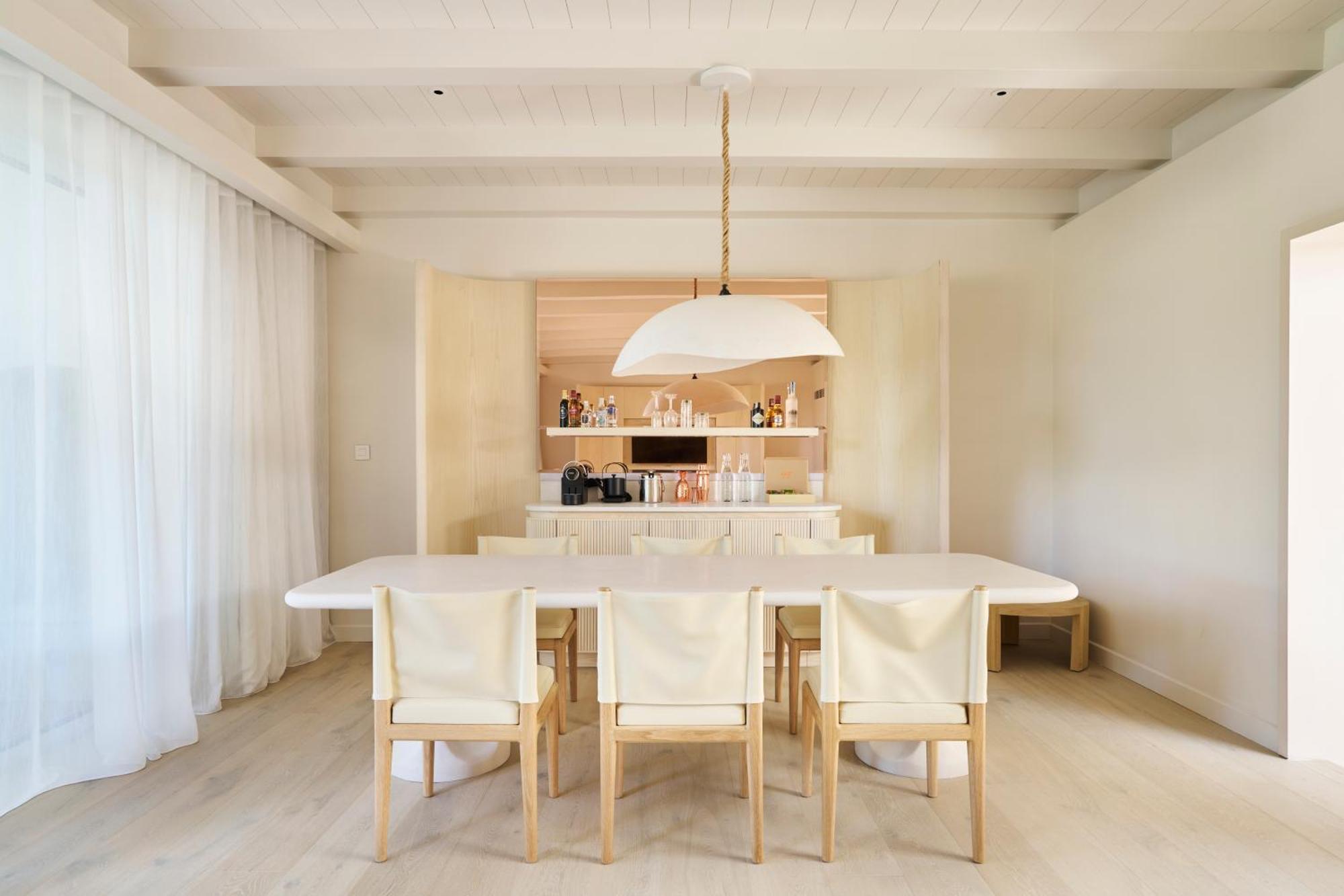 Lux* Belle Mare Resort & Villas Экстерьер фото Dining room